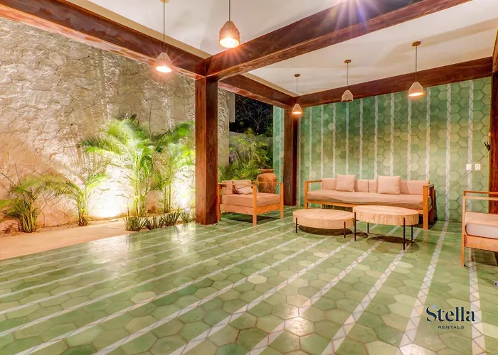 Private Rooftop 1br With Stunning Common Areas *
